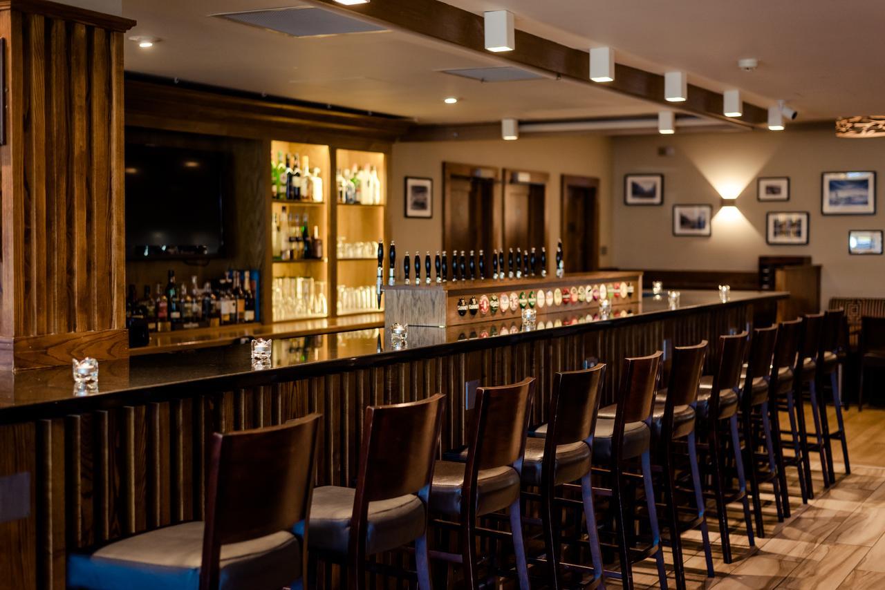Rochestown Lodge Hotel Dun Laoghaire Exterior foto